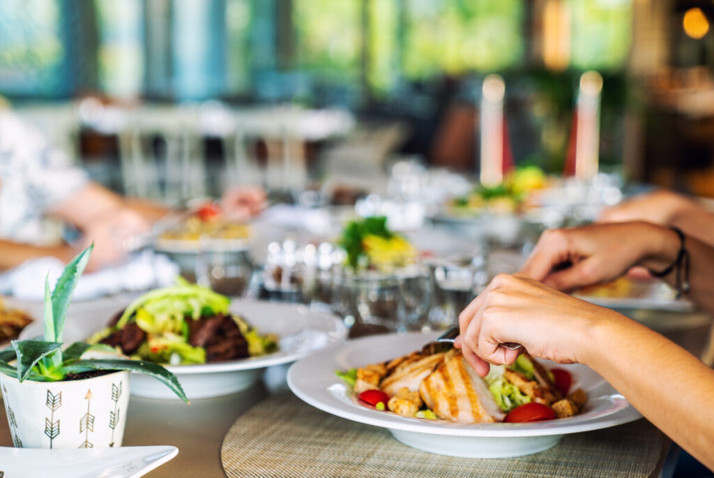 Arrowhead Ranch’s Culinary Gems: A Food Lover’s Guide to Glendale’s Tastiest Neighborhood